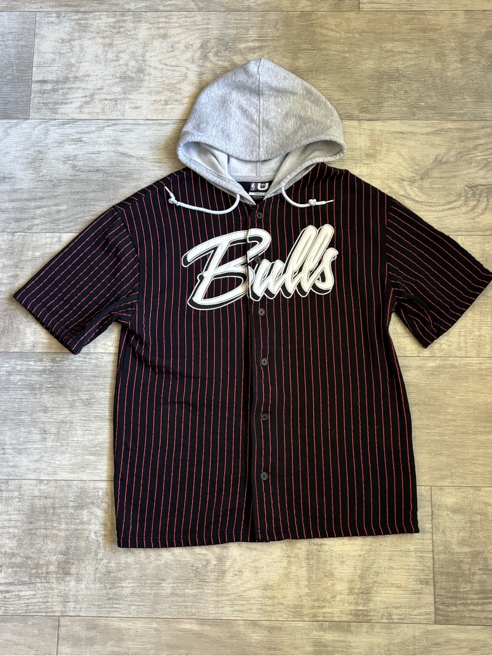 NBA Bulls Hooded Pinstripe Button-Up Shirt - Black/Red-041